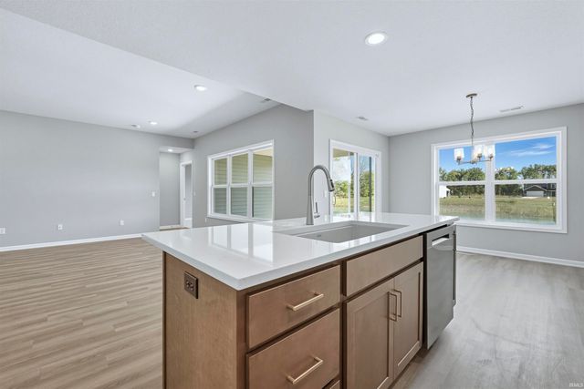 568 Lago Court, Fort Wayne, IN 46818