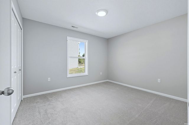 568 Lago Court, Fort Wayne, IN 46818