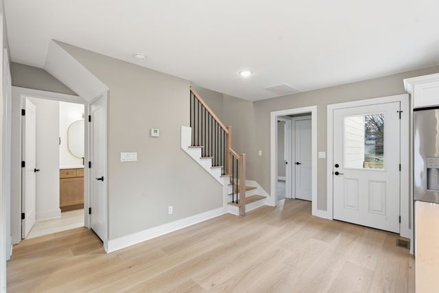 1410 Norvel Ave, Nashville, TN 37216