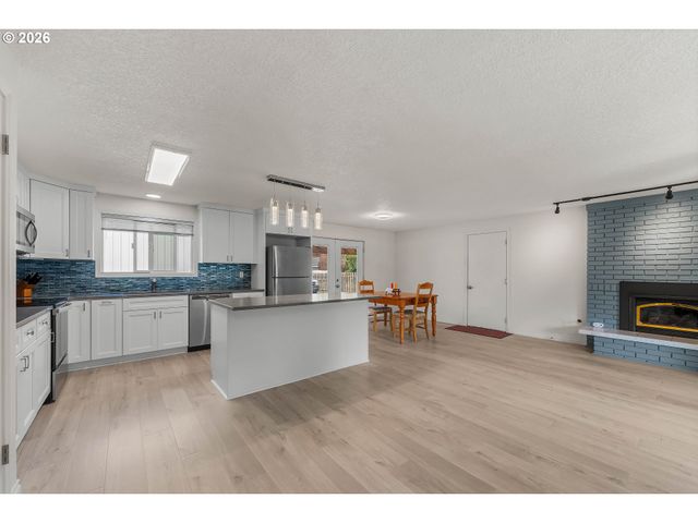 2506 Nw 100TH St, Vancouver, WA 98685