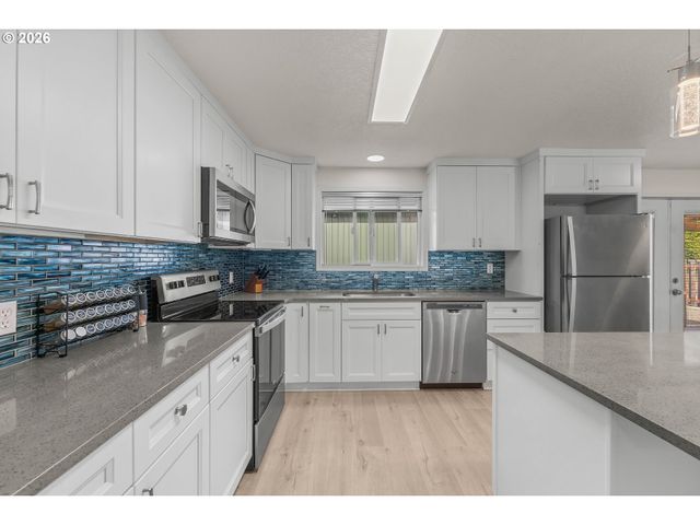 2506 Nw 100TH St, Vancouver, WA 98685