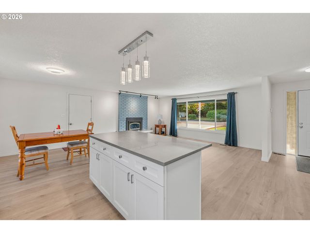 2506 Nw 100TH St, Vancouver, WA 98685