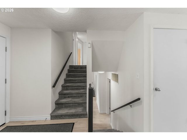 2506 Nw 100TH St, Vancouver, WA 98685