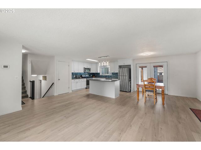 2506 Nw 100TH St, Vancouver, WA 98685