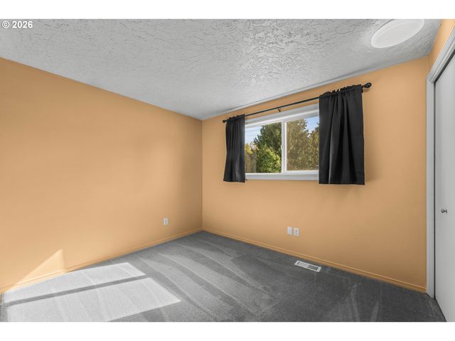 2506 Nw 100TH St, Vancouver, WA 98685