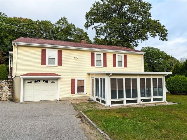 411 Mendon Road, Woonsocket, RI 02895