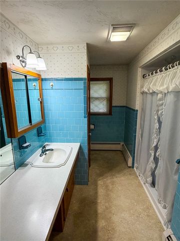 411 Mendon Road, Woonsocket, RI 02895
