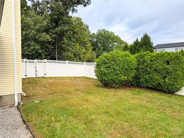 411 Mendon Road, Woonsocket, RI 02895