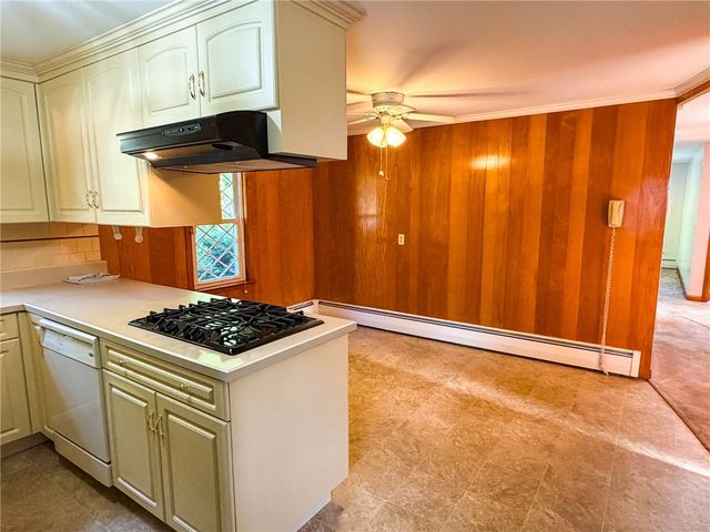 411 Mendon Road, Woonsocket, RI 02895
