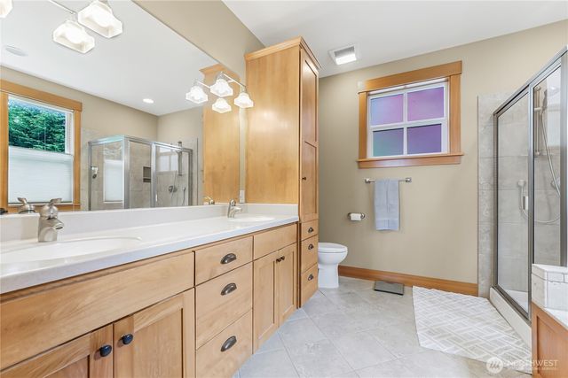 725 N Sunset Drive, Camano Island, WA 98282