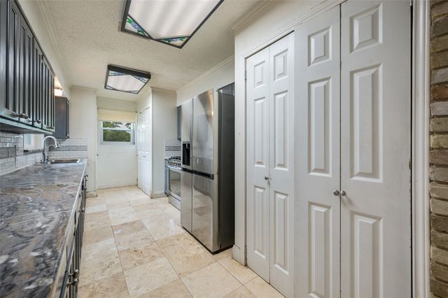 2171 Breezywood Drive, Flower Mound, TX 75022