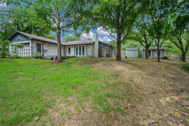 2171 Breezywood Drive, Flower Mound, TX 75022
