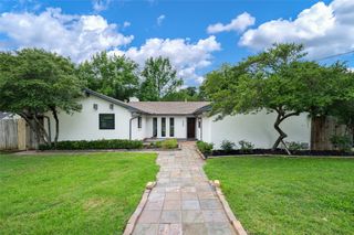 2171 Breezywood Drive, Flower Mound, TX 75022