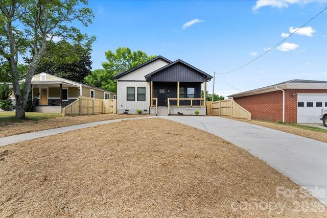 220 Lincoln Street SW, Concord, NC 28025