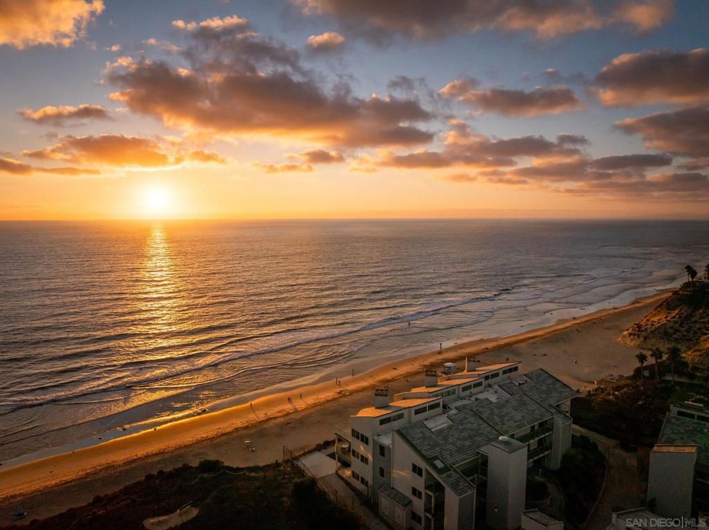 135 S Sierra 28, Solana Beach, CA 92075 — exterior