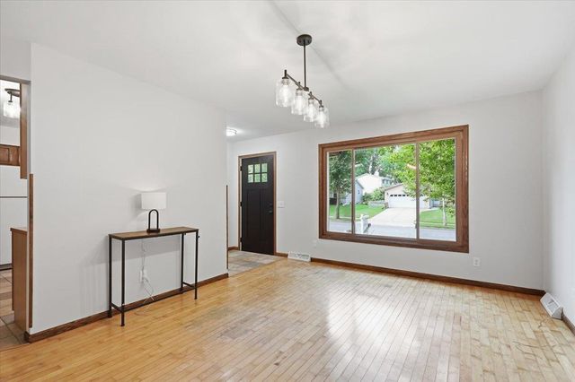 5106 Trafalger Place, Madison, WI 53714