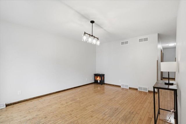 5106 Trafalger Place, Madison, WI 53714