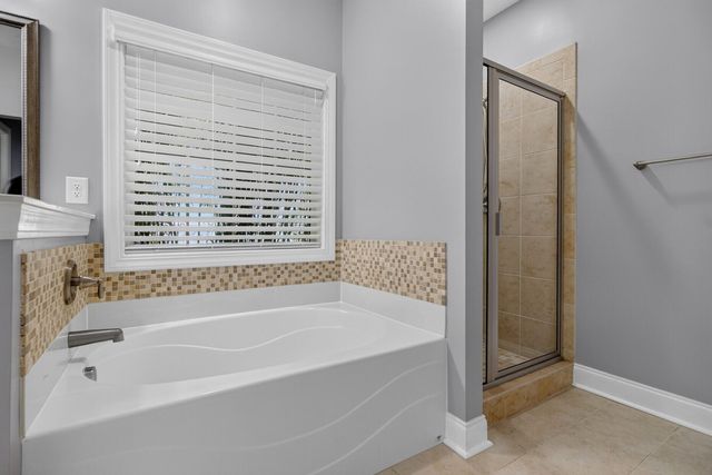 5364 Birdie Lane, Hollywood, SC 29449