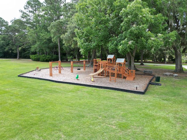 5364 Birdie Lane, Hollywood, SC 29449