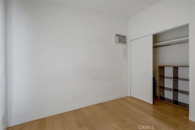 24216 Calvert Street, Woodland Hills, CA 91367