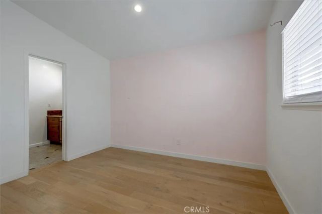 24216 Calvert Street, Woodland Hills, CA 91367