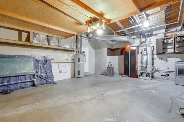 24216 Calvert Street, Woodland Hills, CA 91367