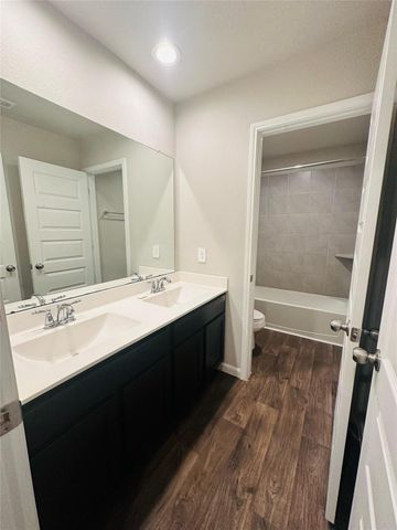 3427 Parker Trace Drive, Missouri City, TX 77459