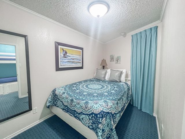 6102 Seawall Boulevard 370, Galveston, TX 77551