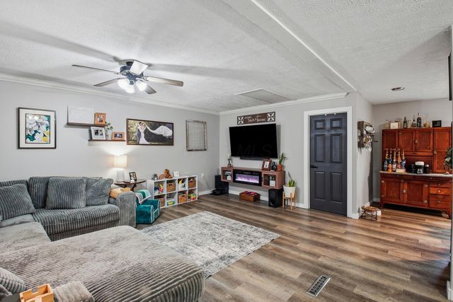 908 Tecumseh Avenue, Columbus, OH 43207