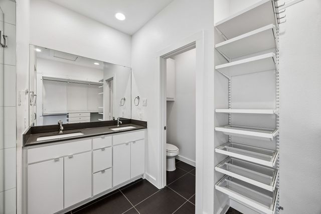 4905 Live Oak Street E, Dallas, TX 75206