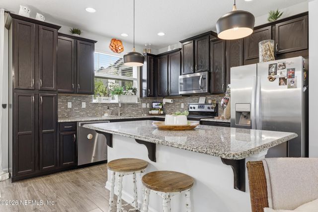 512 RICHMOND Drive, St. Johns, FL 32259