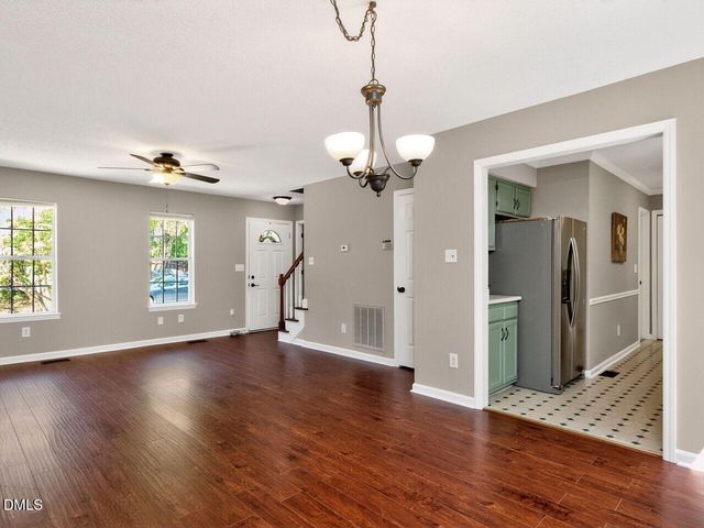 4212 Bluffs Lane, Durham, NC 27712