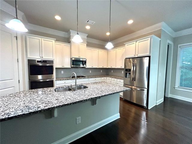 491 Suwanee Pass Trail, Suwanee, GA 30024