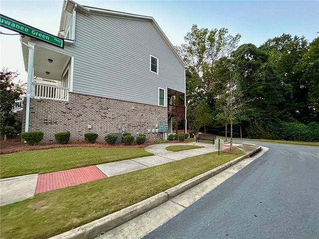 491 Suwanee Pass Trail, Suwanee, GA 30024