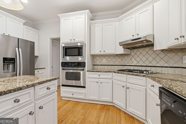 318 Hamilton Drive, Conyers, GA 30094