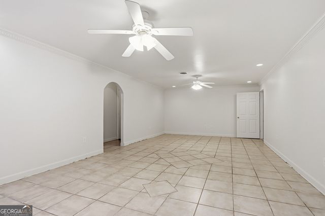 318 Hamilton Drive, Conyers, GA 30094
