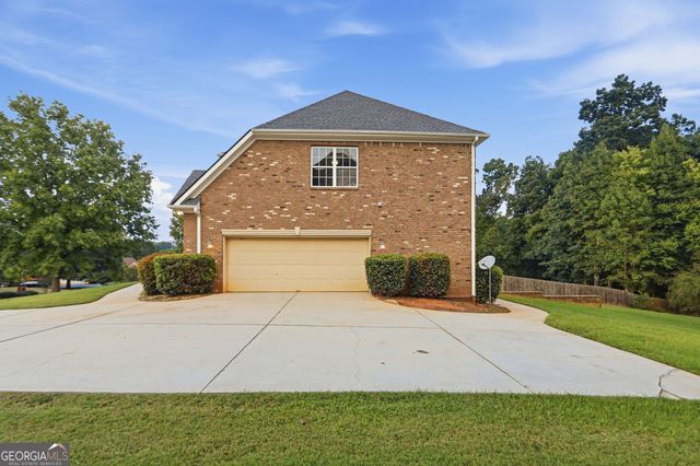 318 Hamilton Drive, Conyers, GA 30094