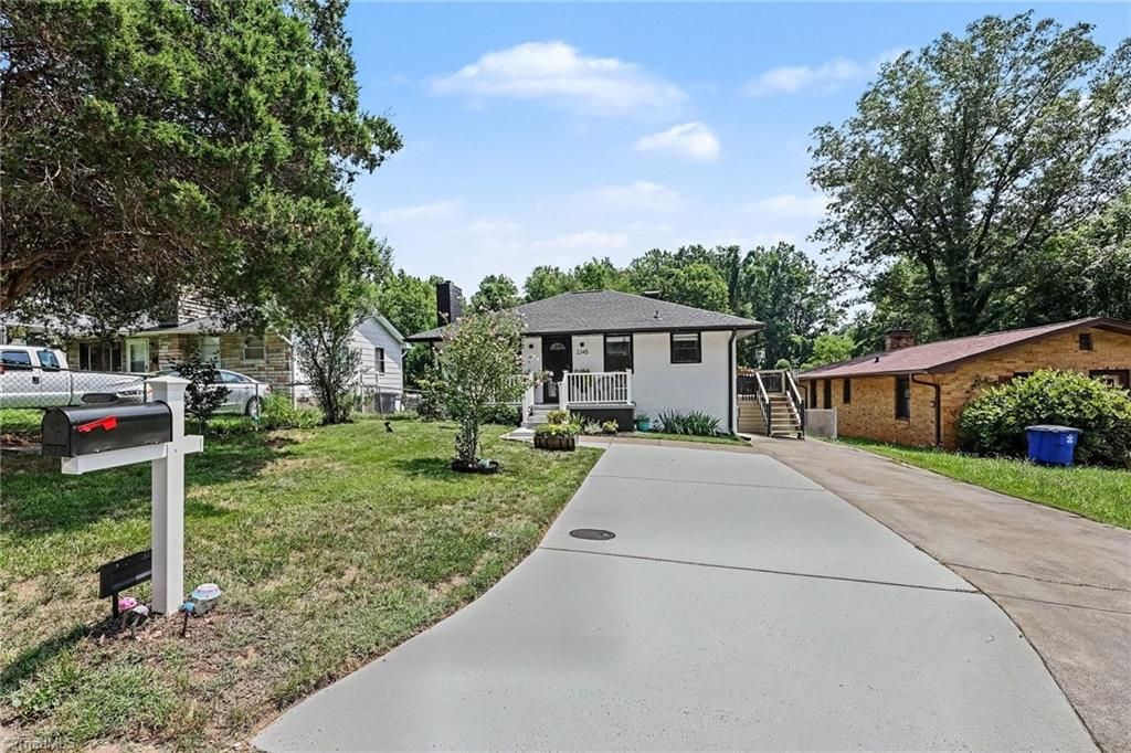 2345 Redbud Lane, Winston-salem, NC 27106