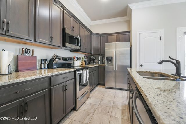 3700 Victor Lane, D'iberville, MS 39540