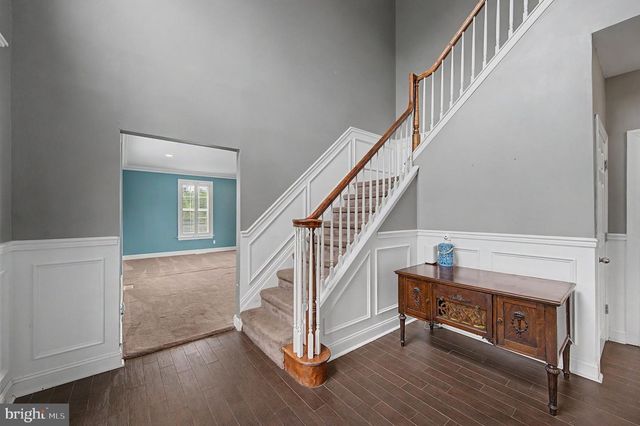8101 W BUCKSHUTEM RD, Millville, NJ 08332