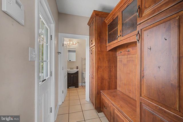 8101 W BUCKSHUTEM RD, Millville, NJ 08332