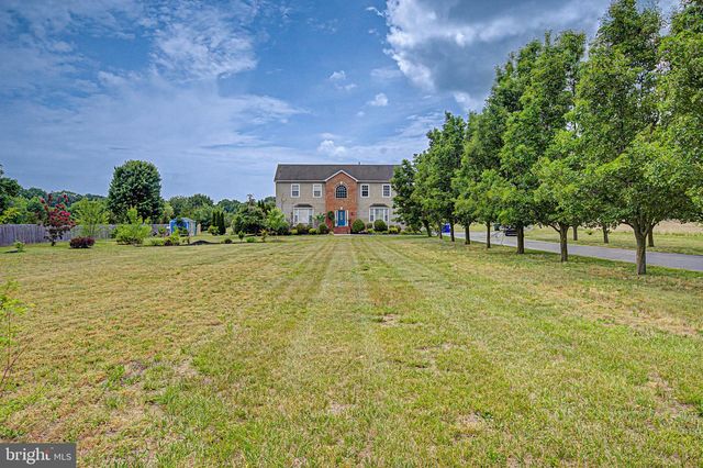 8101 W BUCKSHUTEM RD, Millville, NJ 08332