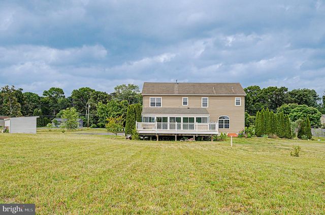 8101 W BUCKSHUTEM RD, Millville, NJ 08332