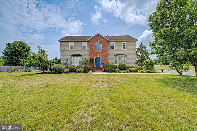 8101 W BUCKSHUTEM RD, Millville, NJ 08332