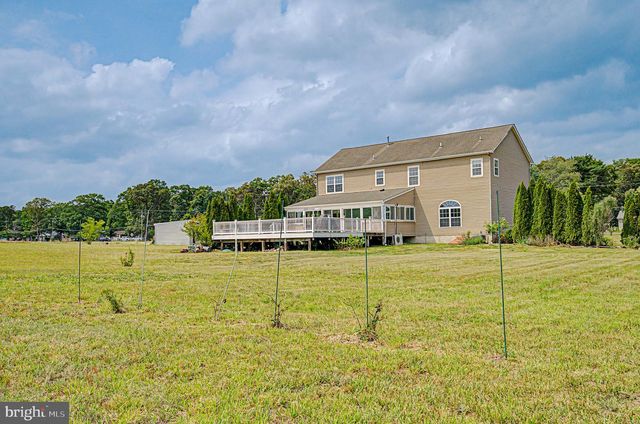8101 W BUCKSHUTEM RD, Millville, NJ 08332