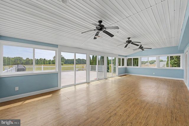 8101 W BUCKSHUTEM RD, Millville, NJ 08332