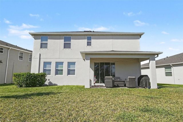 2326 VILLAGE AMBLE LOOP, Lutz, FL 33558