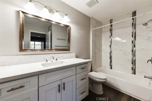73 Oxford 46, Irvine, CA 92612