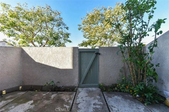73 Oxford 46, Irvine, CA 92612