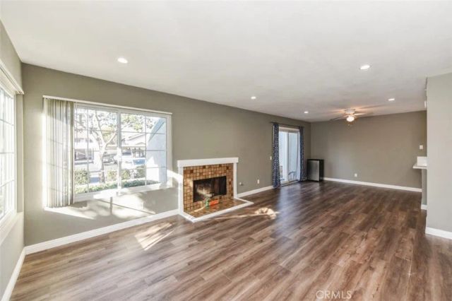 73 Oxford 46, Irvine, CA 92612